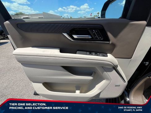 New 2026 GMC Yukon XL Denali AWD/4WD image 25