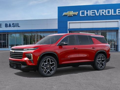 New 2026 Chevrolet Traverse High Country w/ LPO, Floor Liner Package AWD/4WD image 2