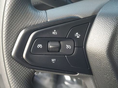 Used 2024 Chevrolet Trax RS w/ Driver Confidence Package FWD image 29