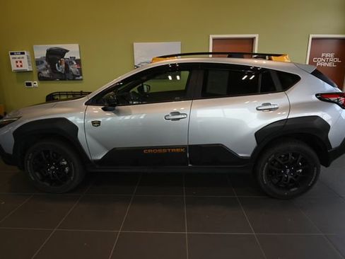 Certified 2024 Subaru Crosstrek 2.5i Wilderness w/ Crosstrek Mirror Package AWD/4WD image 9