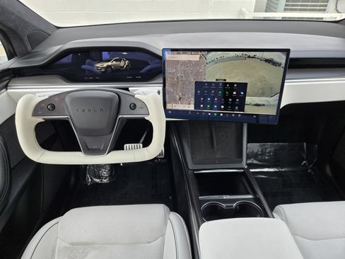 Used 2024 Tesla Model X Plaid AWD/4WD image 8