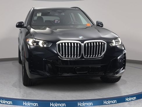 New 2026 BMW X5 xDrive40i w/ M Sport Package AWD/4WD image 2