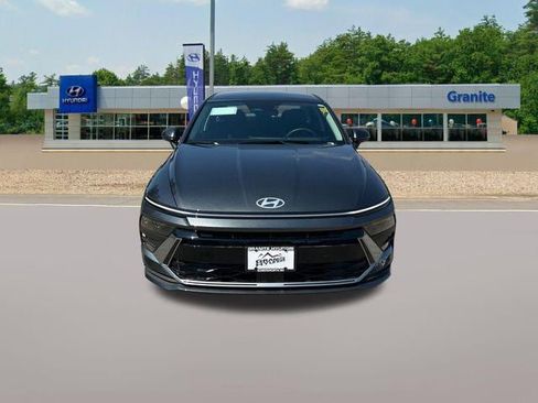 New 2026 Hyundai Sonata SE FWD image 2