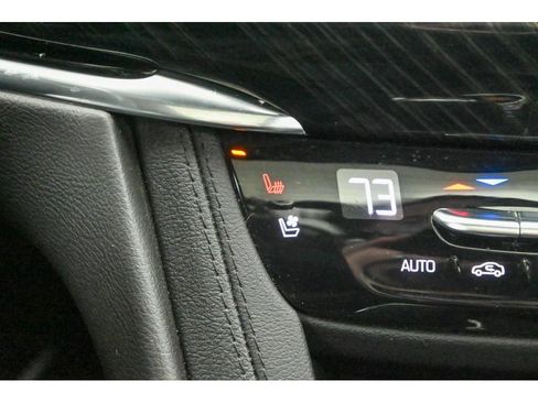 Used 2020 Cadillac XT6 Premium Luxury image 47