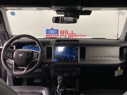 New 2026 Ford Bronco Outer Banks w/ Sasquatch Package AWD/4WD image 18
