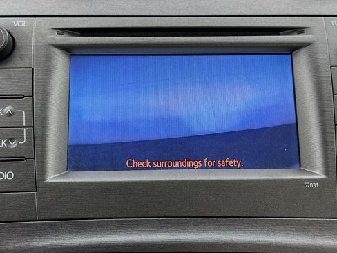 Used 2014 Toyota Prius Two image 21