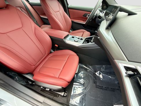 New 2026 BMW 330i Sedan w/ M Sport Package RWD image 15