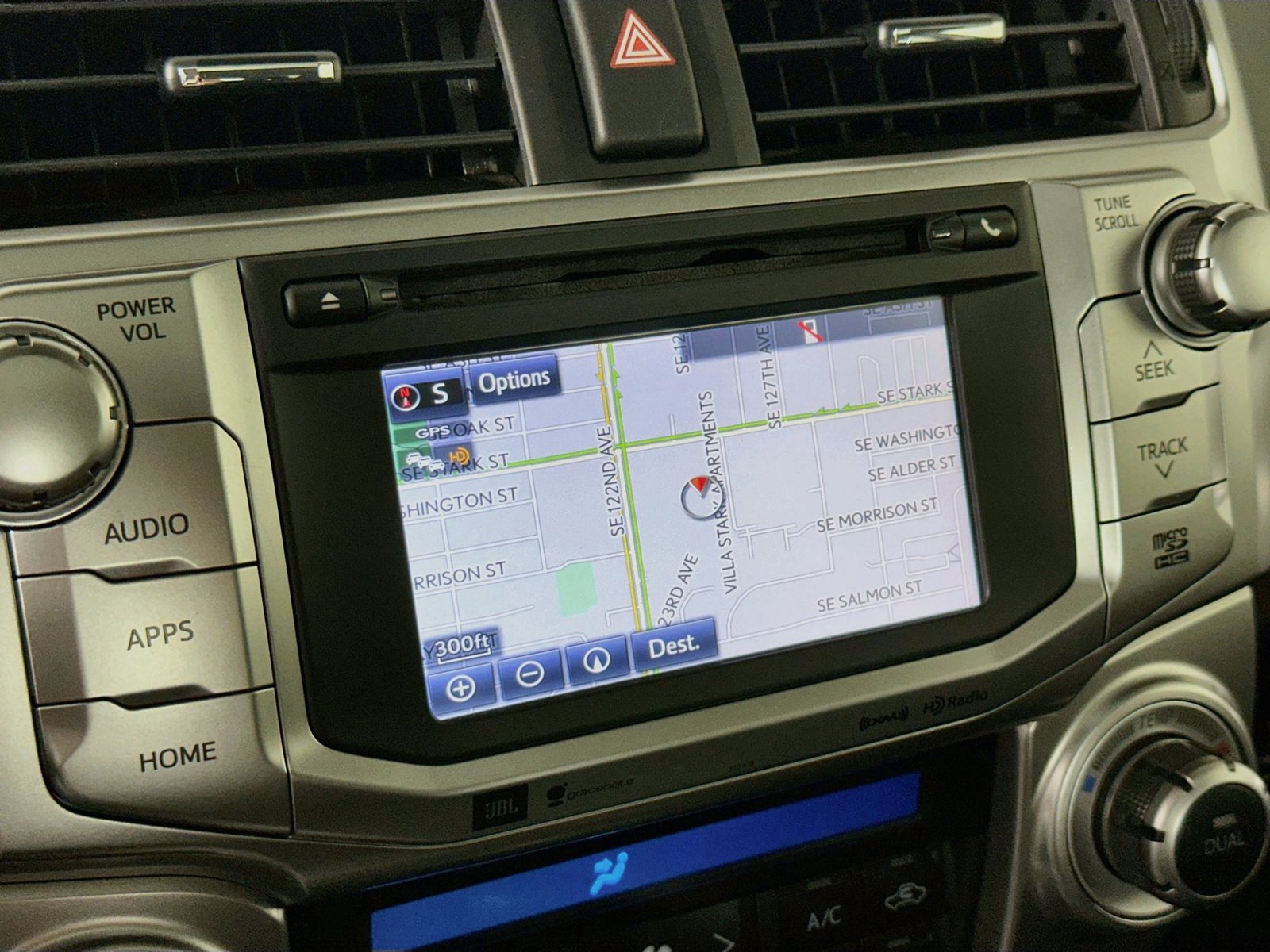 Used 2019 Toyota 4Runner Limited AWD/4WD image 14