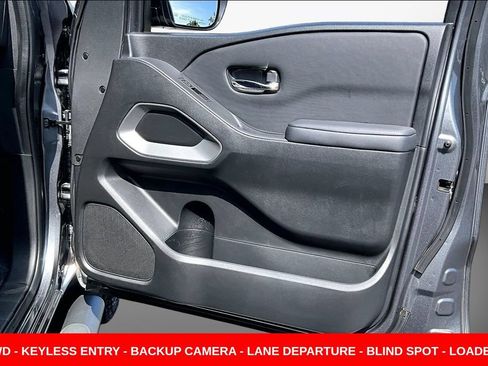 Used 2023 Nissan Frontier SV w/ SV Convenience Package AWD/4WD image 27