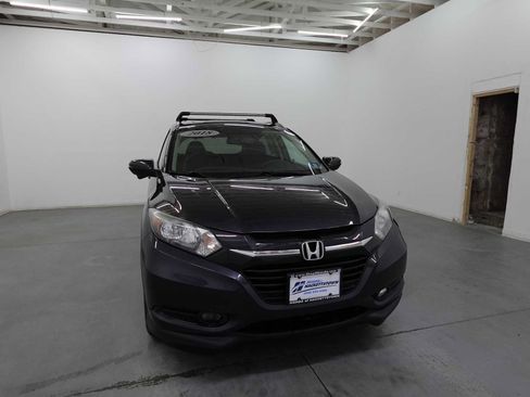 Certified 2018 Honda HR-V EX-L image 3