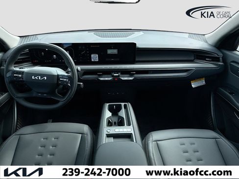 New 2026 Kia EV9 Wind image 17