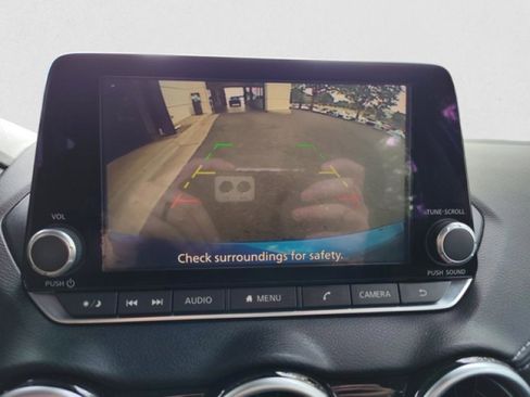 Used 2020 Nissan Sentra SV image 15