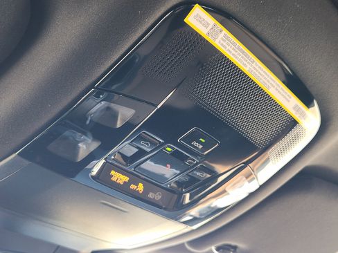 Certified 2025 Lexus RX 350 Premium Package image 30