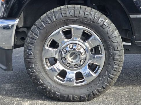 Used 2023 Ford F350 Lariat w/ Chrome Package AWD/4WD image 8