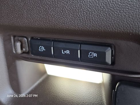 Used 2022 Ford Explorer King Ranch RWD image 21