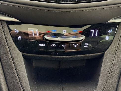 Used 2024 Cadillac XT5 Premium Luxury w/ Platinum Package image 19