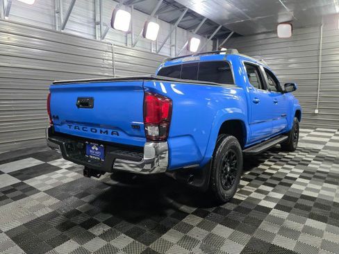 Used 2021 Toyota Tacoma SR5 w/ Blackout Package (TMS) image 5