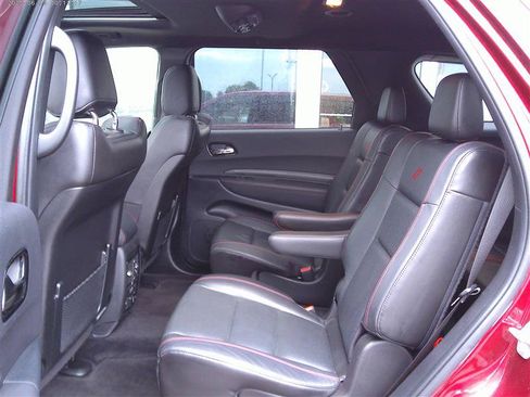 Used 2022 Dodge Durango R/T w/ Blacktop Package AWD/4WD image 6