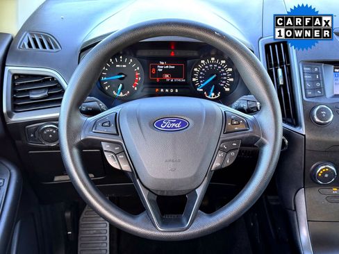 Used 2019 Ford Edge SE image 20