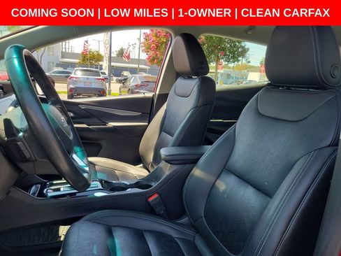 Used 2023 Chevrolet Bolt LT w/ Infotainment Package FWD image 18