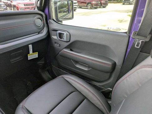 New 2026 Jeep Gladiator Rubicon AWD/4WD image 17