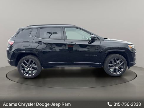 Used 2025 Jeep Compass Limited w/ High Altitude Package AWD/4WD image 6