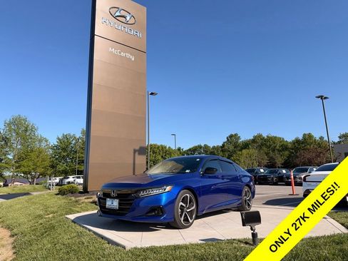 Used 2022 Honda Accord Sport image 1