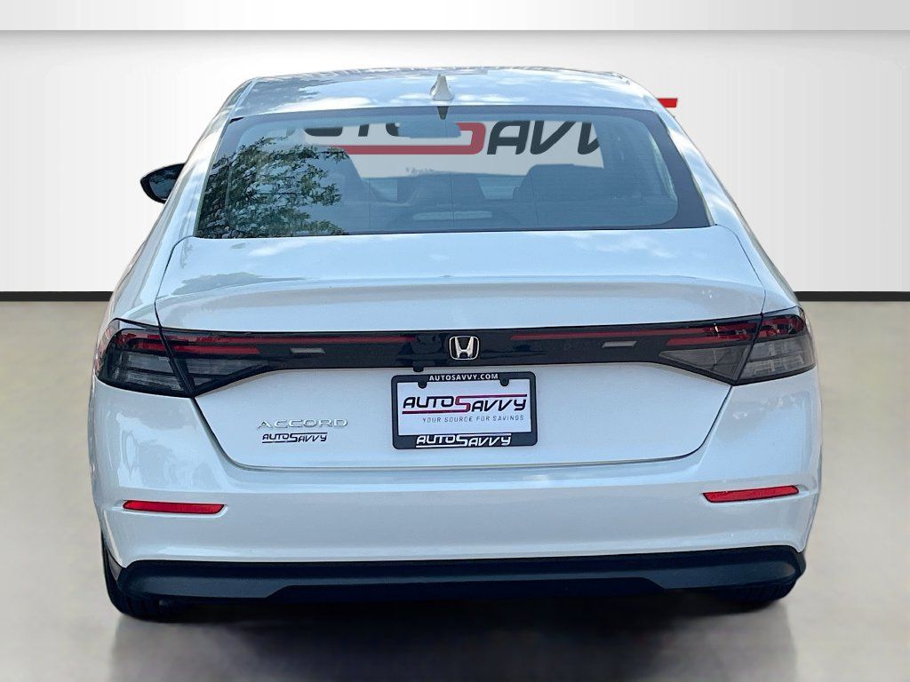 Used 2025 Honda Accord LX image 6
