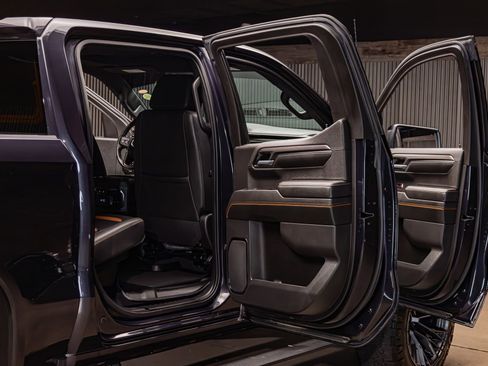 Used 2022 GMC Sierra 1500 AT4 w/ AT4 Premium Package image 31