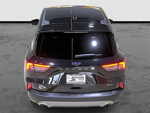 Used 2022 Ford Escape SE w/ Convenience Package image 3