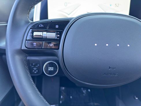 Used 2023 Hyundai Ioniq 6 SEL image 19