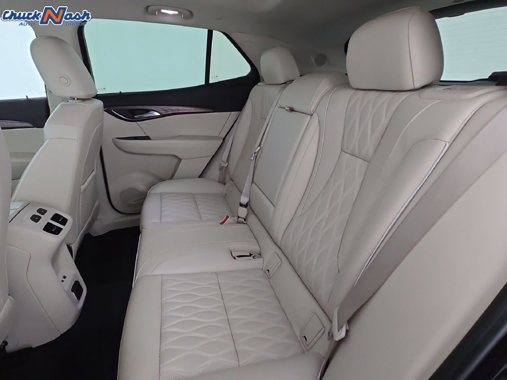 Used 2021 Buick Envision Avenir w/ Technology Package II FWD image 31