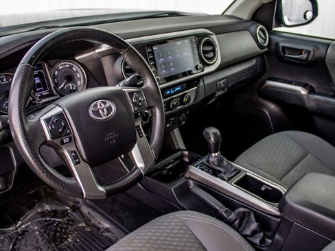 Used 2021 Toyota Tacoma SR5 image 19