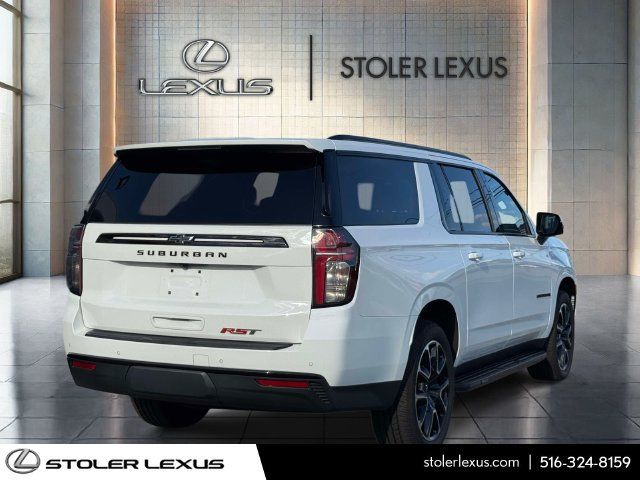 Used 2023 Chevrolet Suburban RST w/ Luxury Package AWD/4WD image 7