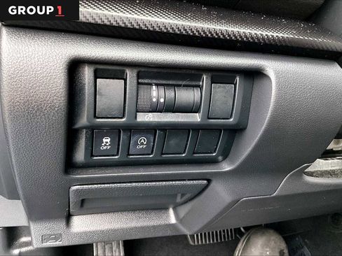 Used 2021 Subaru Crosstrek 2.0i image 34