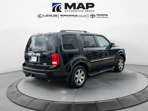 Used 2011 Honda Pilot Touring image 5