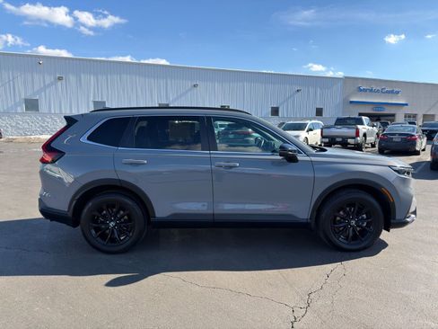 Used 2025 Honda CR-V Sport-L image 7