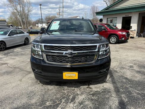 Used 2016 Chevrolet Tahoe LT w/ Luxury Package AWD/4WD image 8