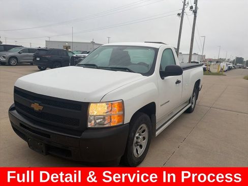 Used 2013 Chevrolet Silverado 1500 W/T RWD image 3