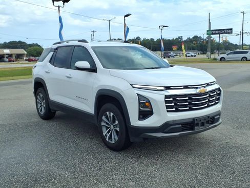 Used 2025 Chevrolet Equinox LT w/ Convenience Package II FWD image 7