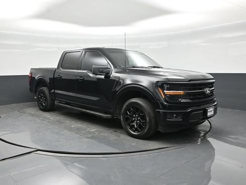Certified 2024 Ford F150 XLT w/ XLT Black Appearance Package RWD image 18