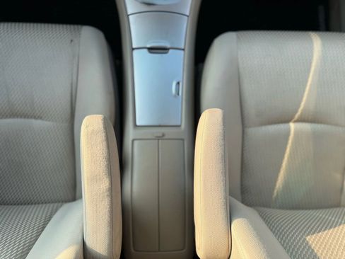 Used 2006 Toyota Highlander Hybrid image 33