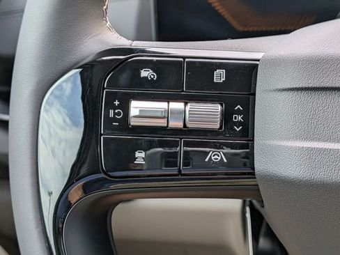 New 2027 Kia Carnival EX FWD image 28