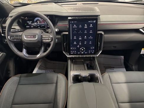New 2026 GMC Acadia AT4 w/ LPO, Floor Liner Package AWD/4WD image 24