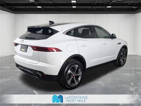 Used 2022 Jaguar E-PACE SE image 5