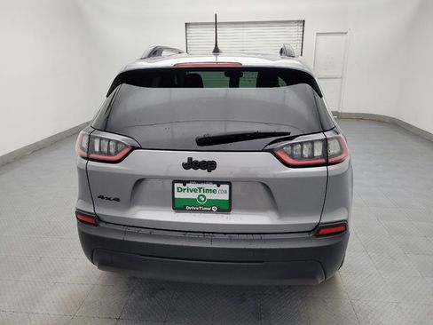 Used 2021 Jeep Cherokee Latitude Plus AWD/4WD image 7