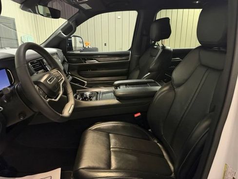 Used 2024 Jeep Wagoneer 4WD image 14