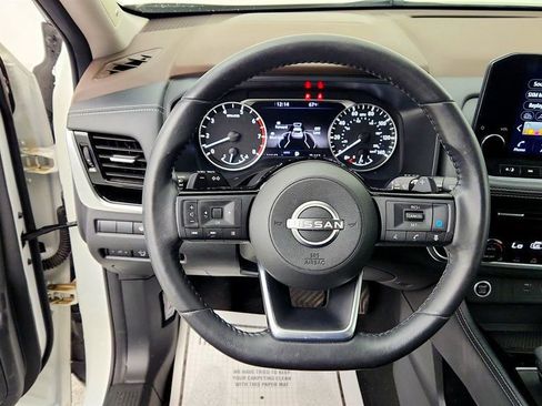 Used 2023 Nissan Rogue SL w/ SL Premium Package AWD/4WD image 14