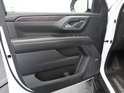 Used 2024 Chevrolet Tahoe LT AWD/4WD image 19