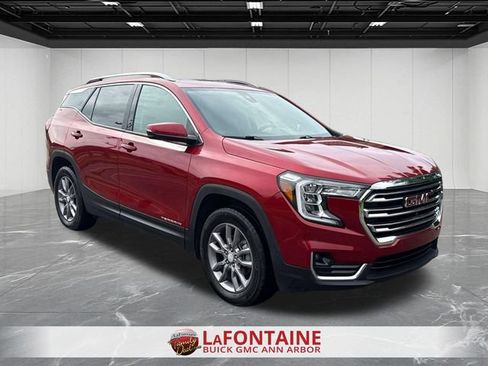 Used 2023 GMC Terrain SLT w/ Tech Package AWD/4WD image 2